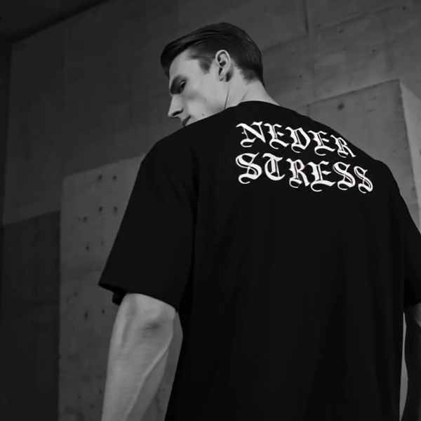 "NEVER STRESS" Oversized T-Shirt (Black)